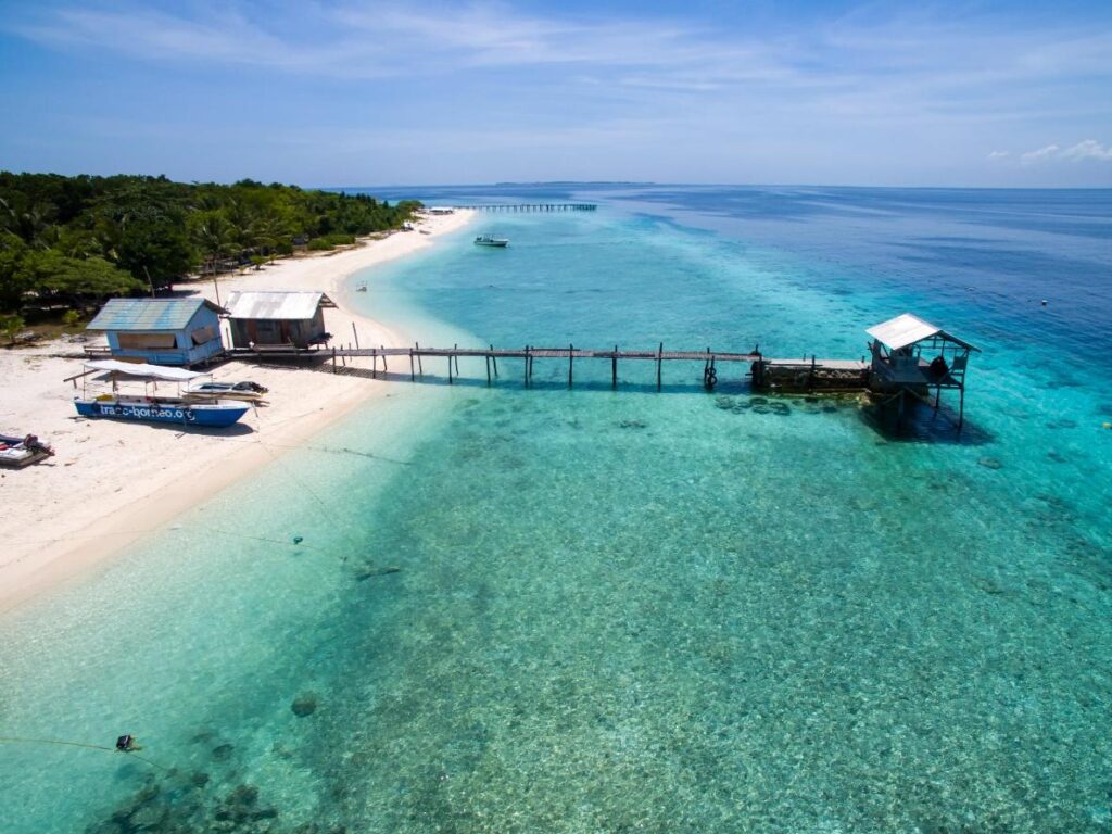 7 most beautiful beaches in Asia