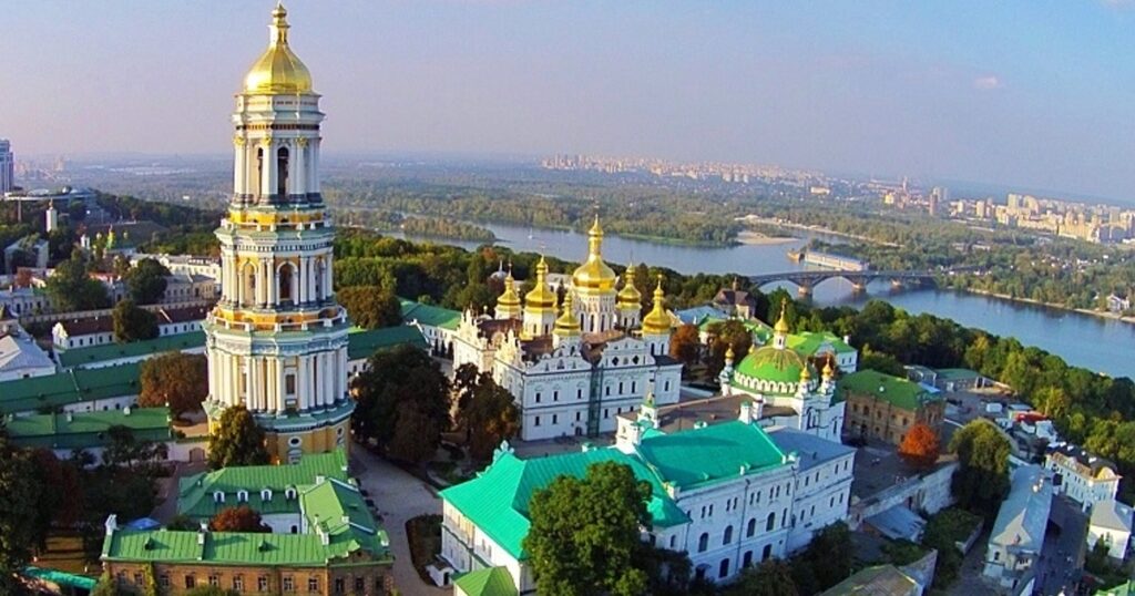 How to organize a luxury trip to Kiev